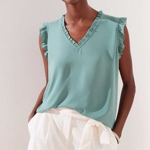 NWT light green ruffle LOFT Plus V-neck shell